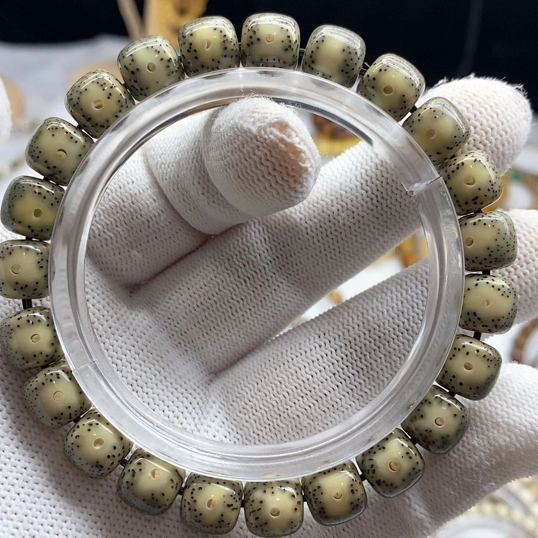 星月菩提手串10/9大眼睛