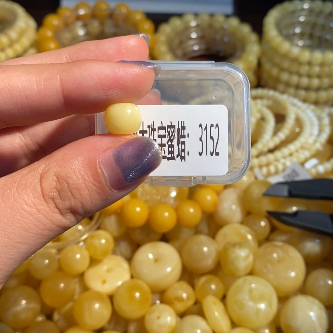 琥珀未镶嵌珠宝奇石3152