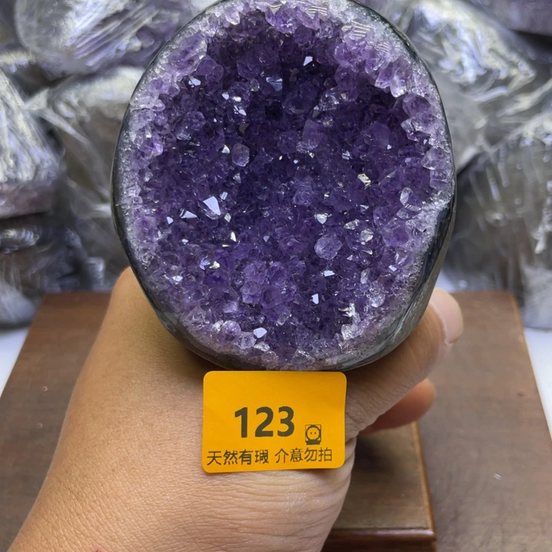 未镶嵌水晶大型摆件（非配饰）