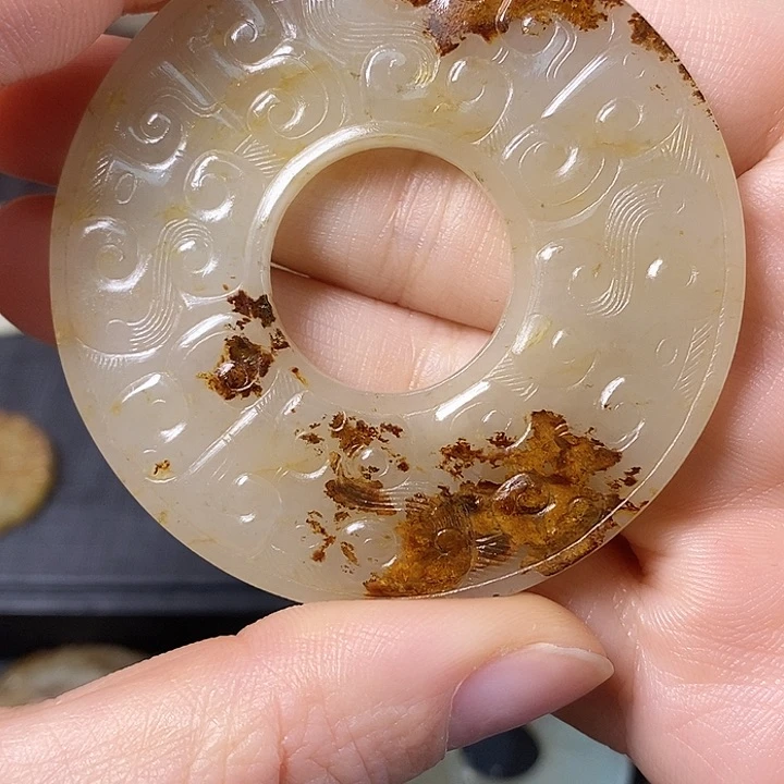 和田玉（糖玉）车挂未镶嵌雄*