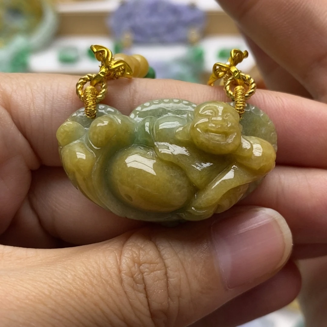 翡翠未镶嵌颈饰翡翠