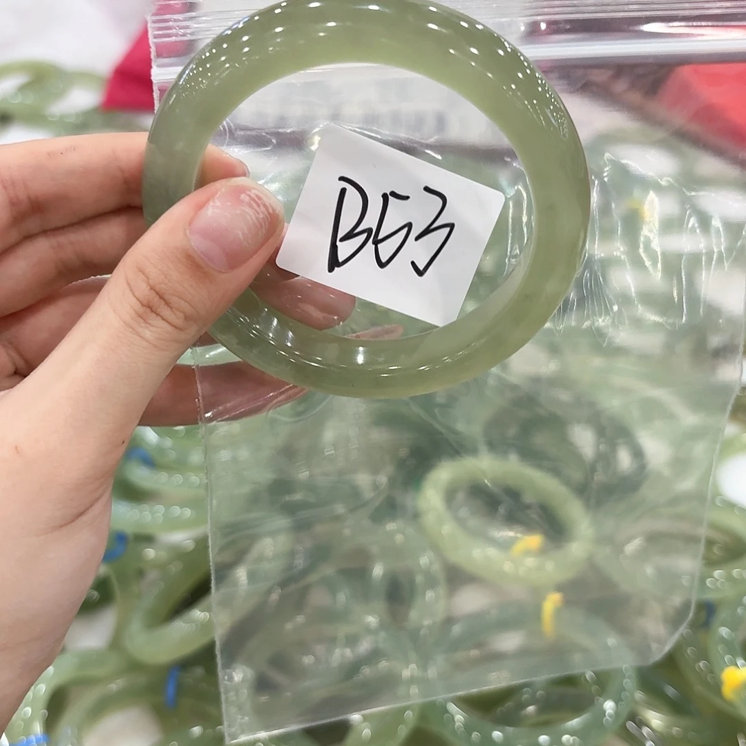 马****蛇纹石玉未镶嵌手镯