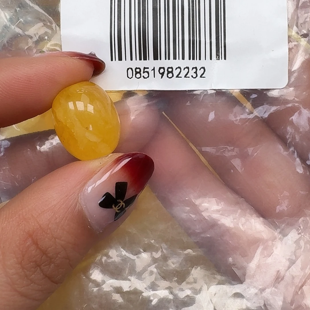 琥珀未镶嵌裸石悠悠