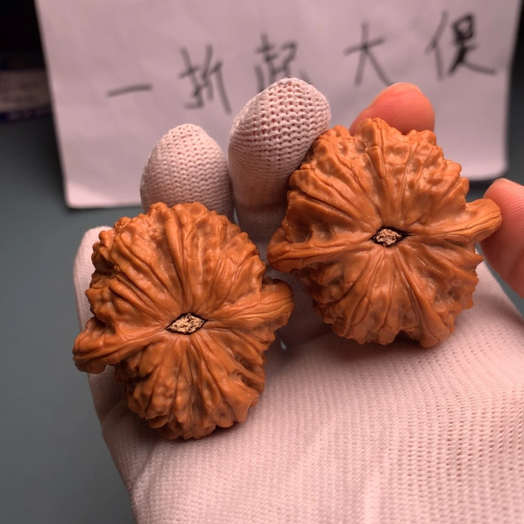 d***o文玩核桃吊坠血麒麟26