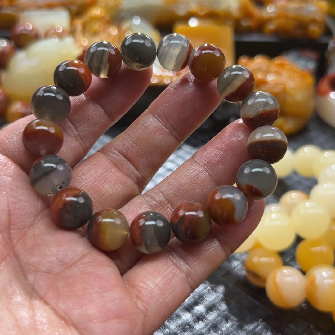 未镶嵌未镶嵌石英质玉