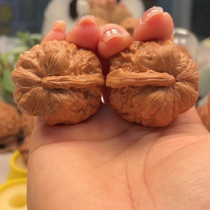 文玩核桃吊坠奥**健1559495859585