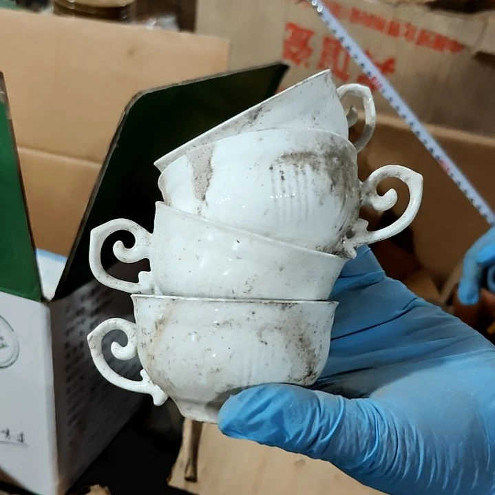 陶瓷盘子碗啥都有盘子碗茶壶啥都有