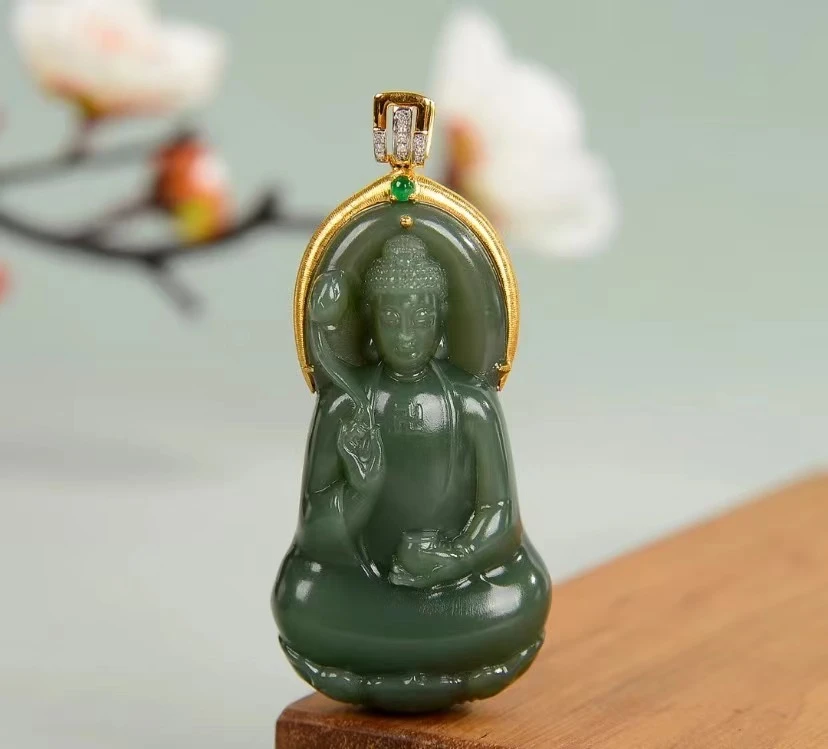 【慧子臻选】18k金和田玉沙枣青大日如来吊坠  不含链