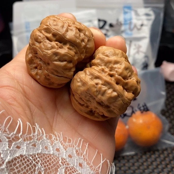 文玩核桃把件蛤蟆头40