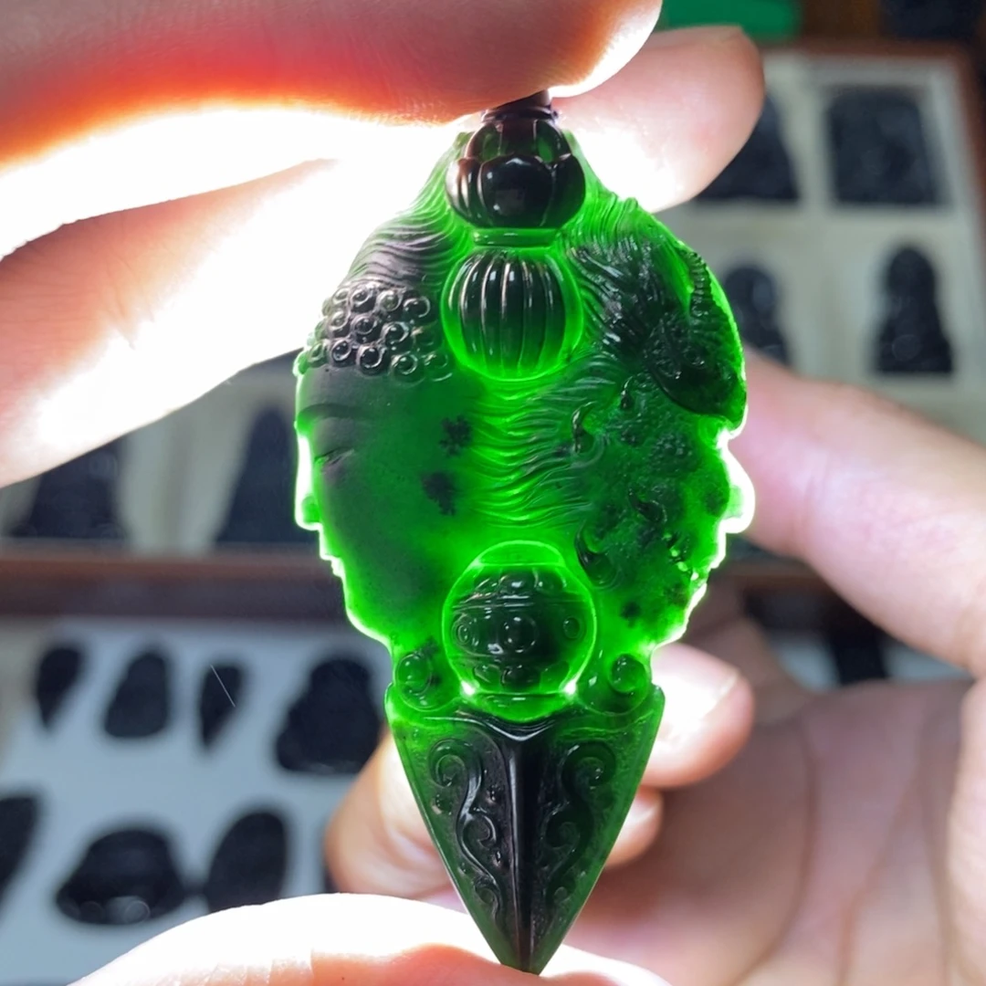 翡翠未镶嵌吊坠(不含链)