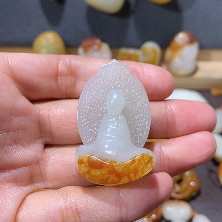 【闪购商品】和田玉挂件未镶嵌钱***?