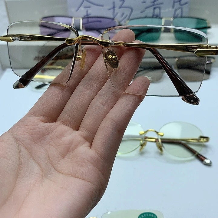 八**财冰糖色商务款眼镜