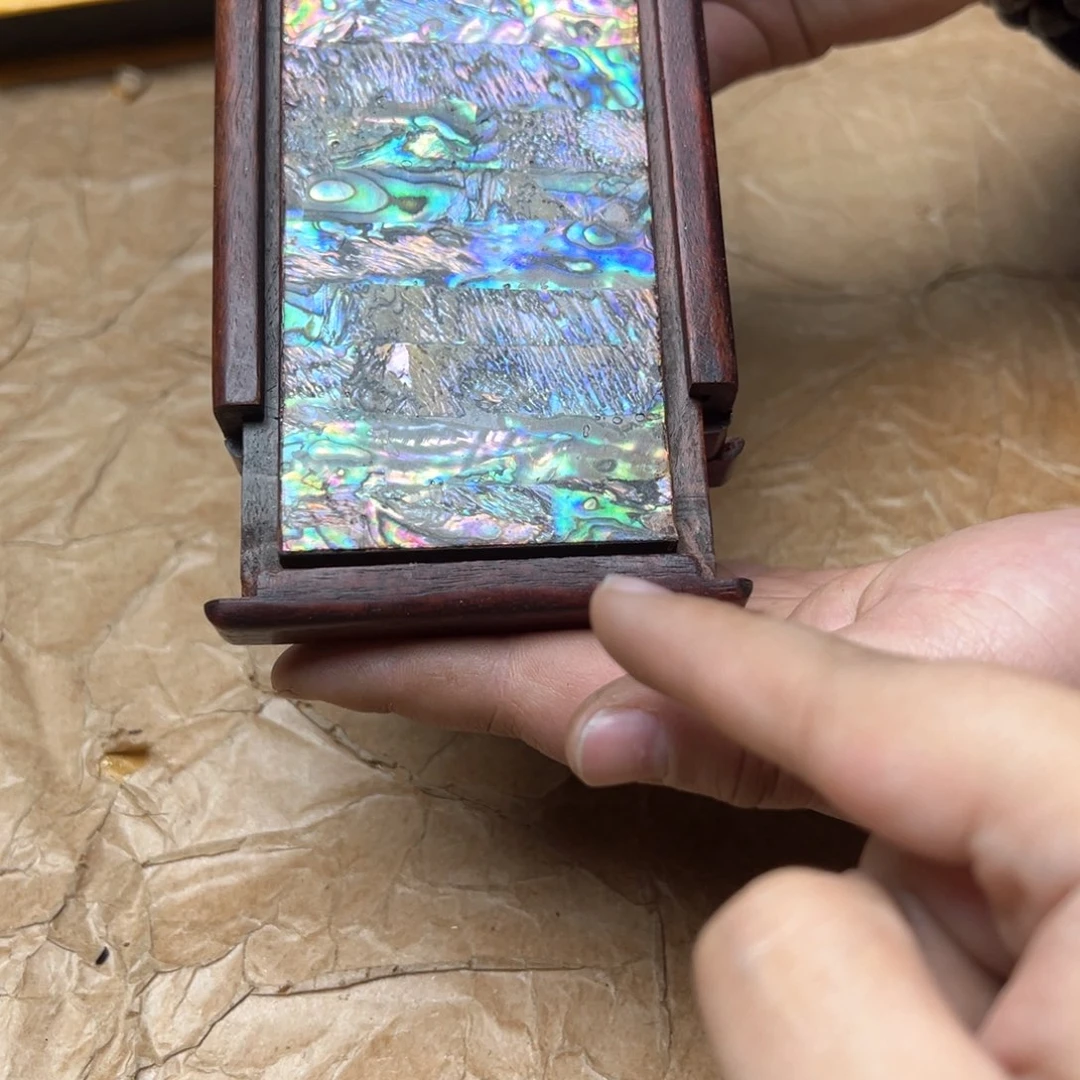 大叶紫檀（黑酸枝木类）