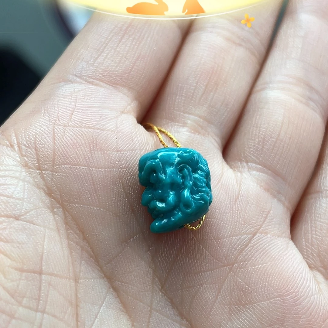 未镶嵌绿松石颈饰