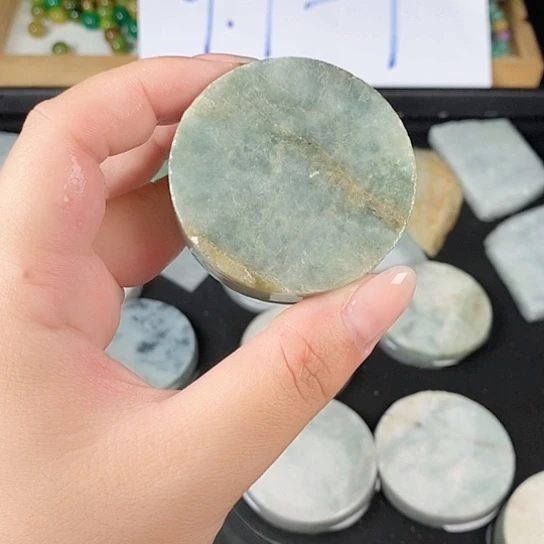 翡翠未镶嵌颈饰天然翡翠