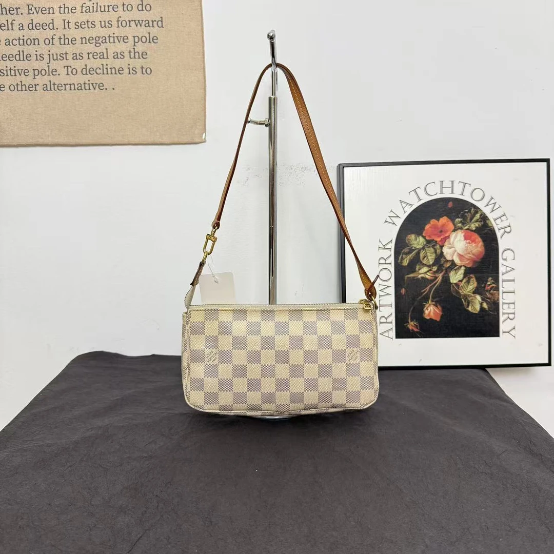 95新 LouisVuitton/路易威登 lv现代款白棋盘格大麻将/斜挎包