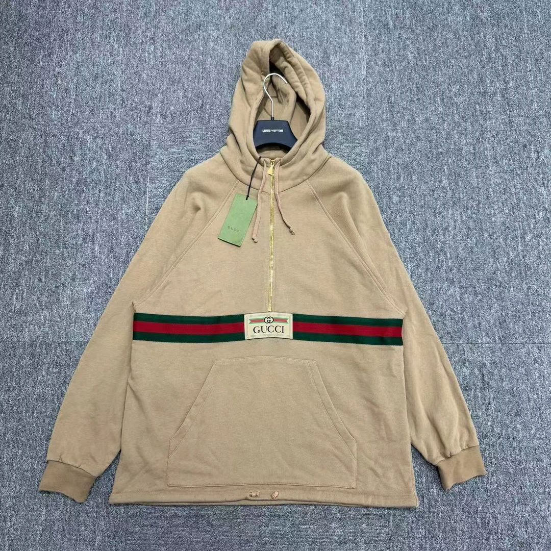 全新未使用 GUCCI/古驰  棕色半拉链连帽卫衣/s码/编码13239