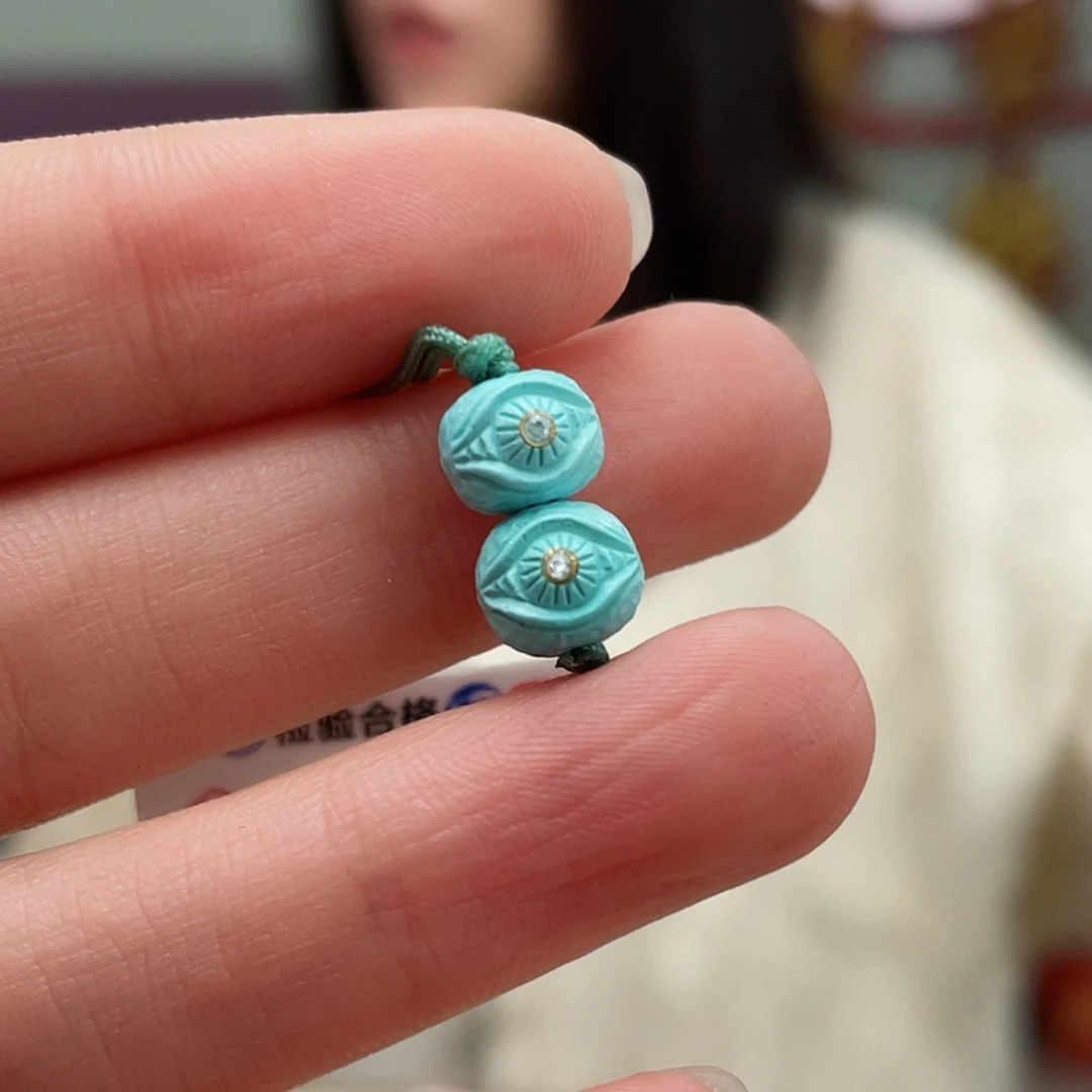 绿松石颈饰未镶嵌