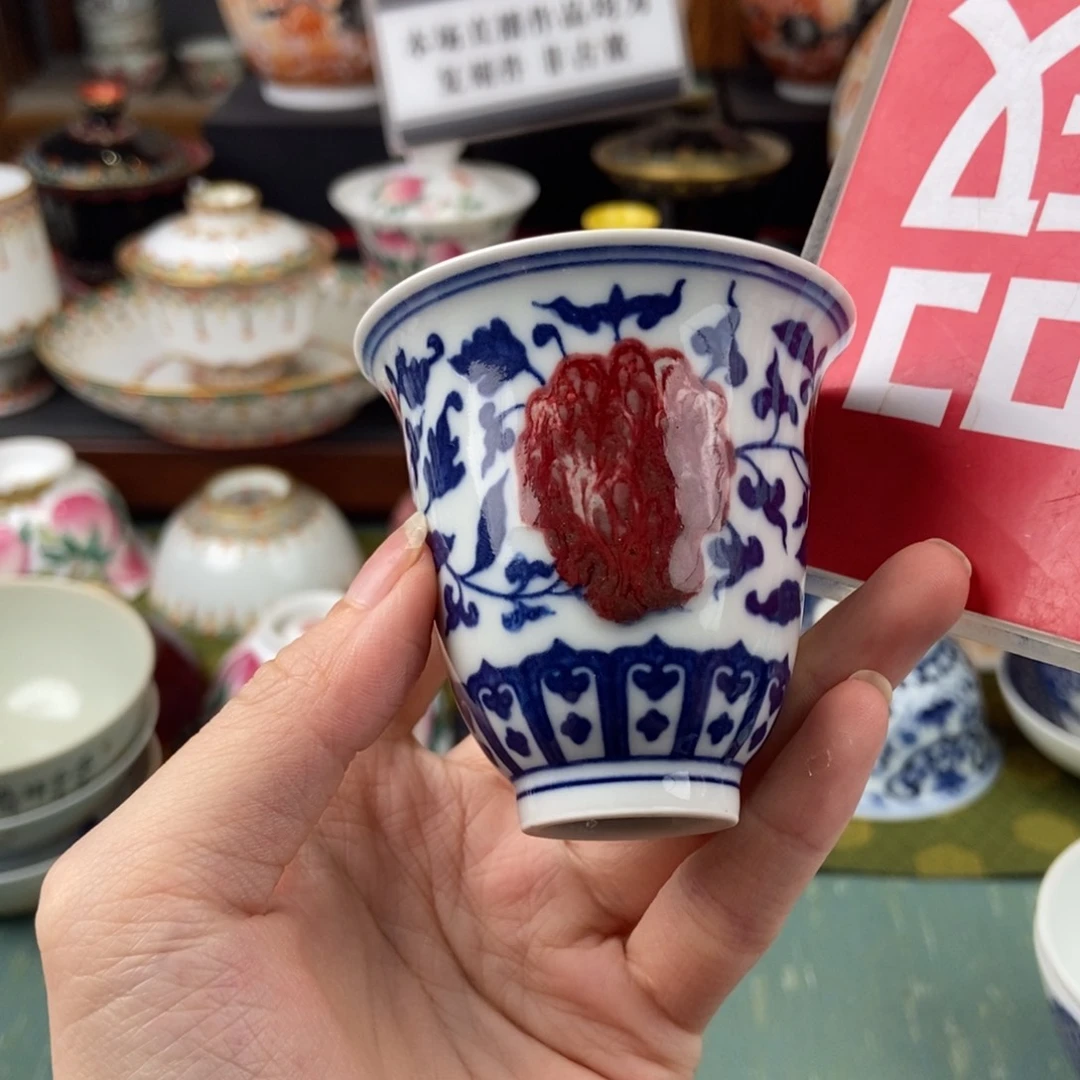 陶瓷的设计师是一个