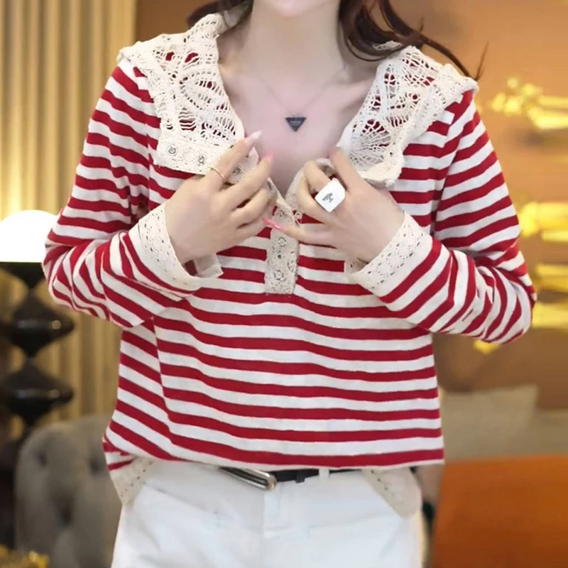 蕾丝时髦拼接设计感条纹撞色T恤女2025春季新款洋气时尚简约上衣