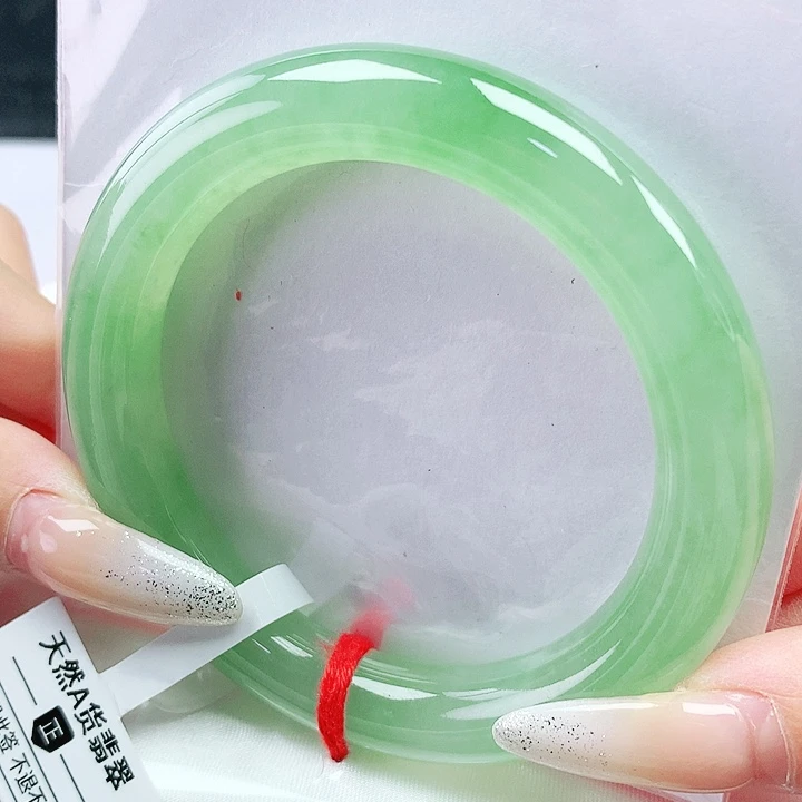 翡翠未镶嵌手镯53圈