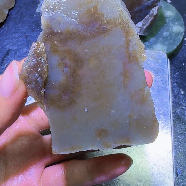 和田玉未镶嵌珠宝半成品