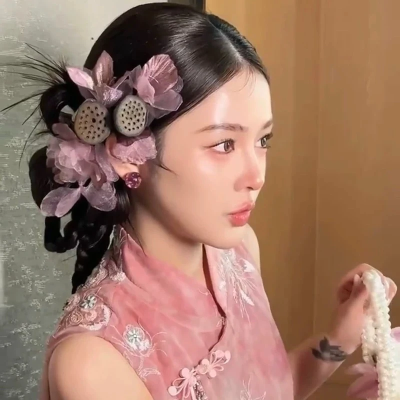 新款紫粉色丝绒莲蓬新中式新娘旗袍礼服头饰造型发饰配饰