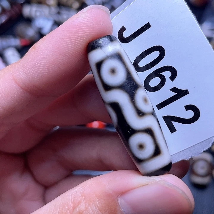 玛瑙/玉髓颈饰未镶嵌瑕疵裂