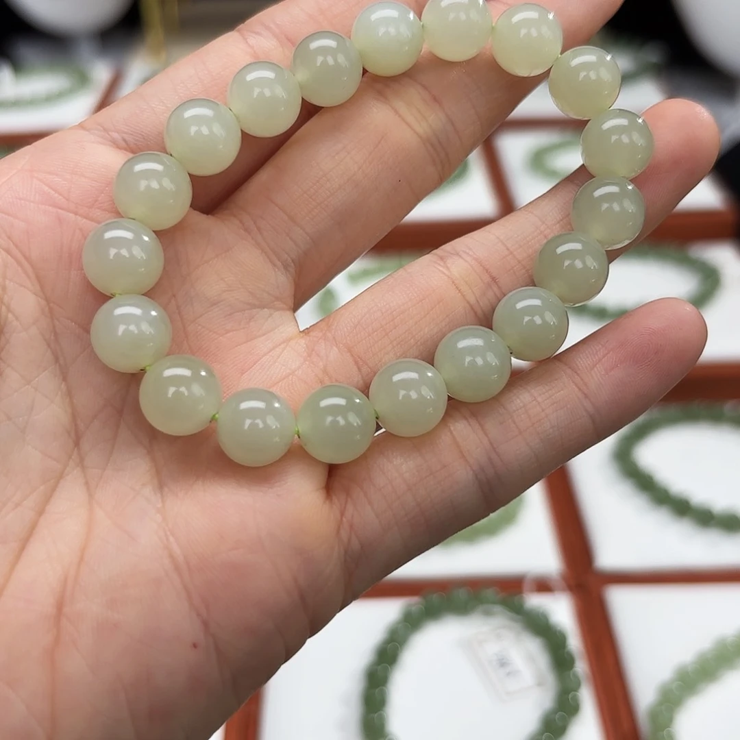 和田玉手链未镶嵌青*