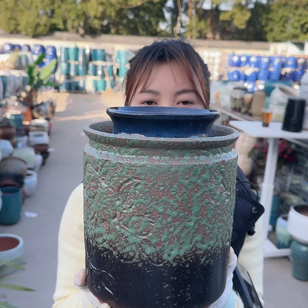 王嫂花盆1125-143