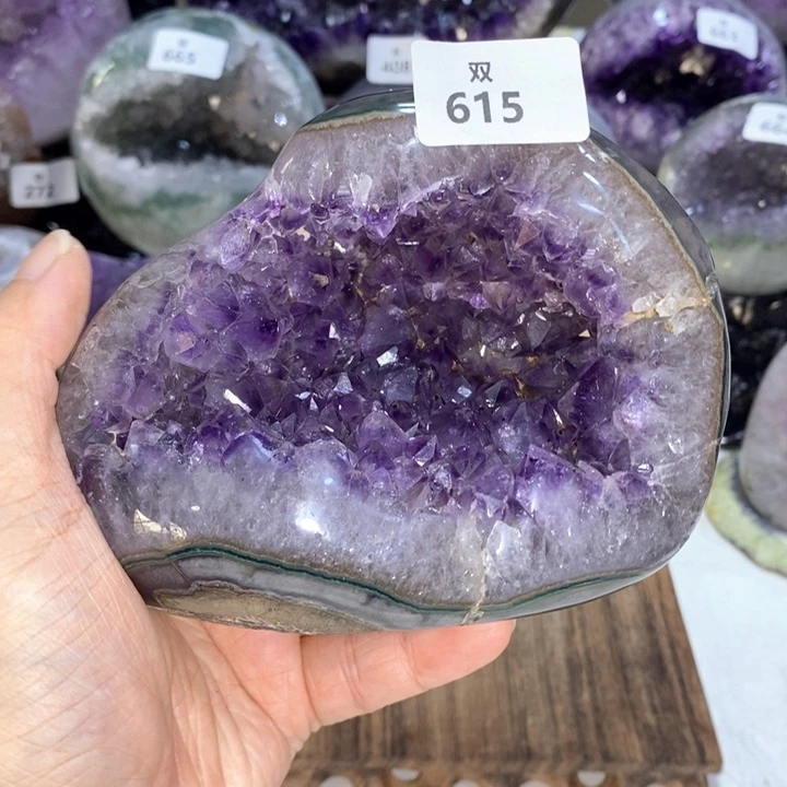 未镶嵌大型摆件（非配饰）水晶