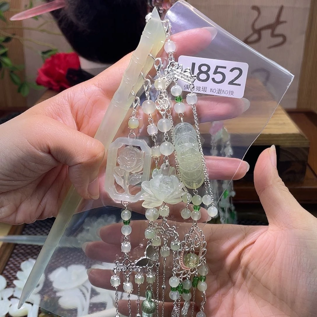 桃***ଲ蛇纹石玉未镶嵌发饰