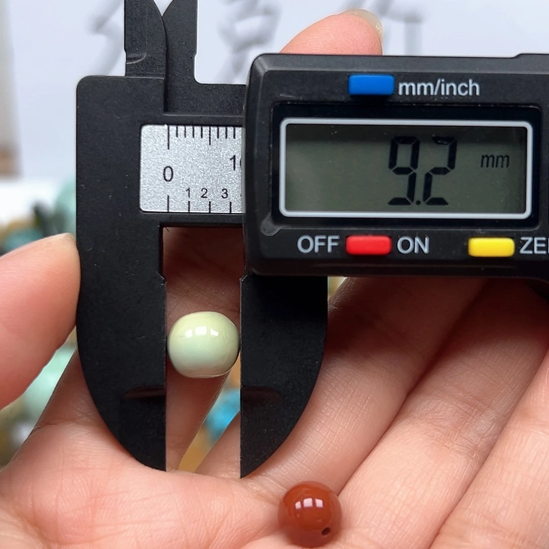 南红玛瑙未镶嵌珠宝奇石