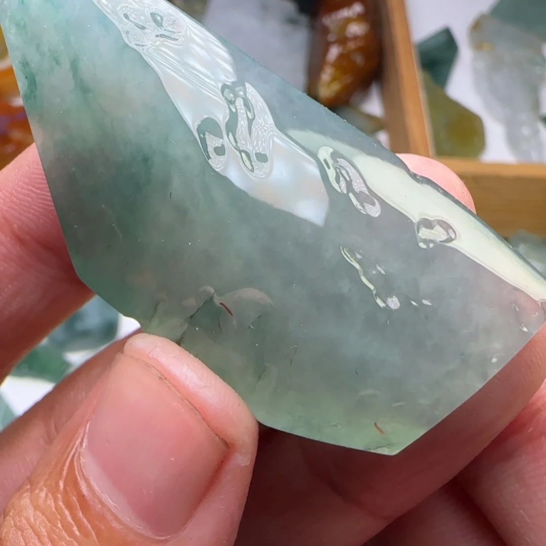 定制翡翠未镶嵌不包工