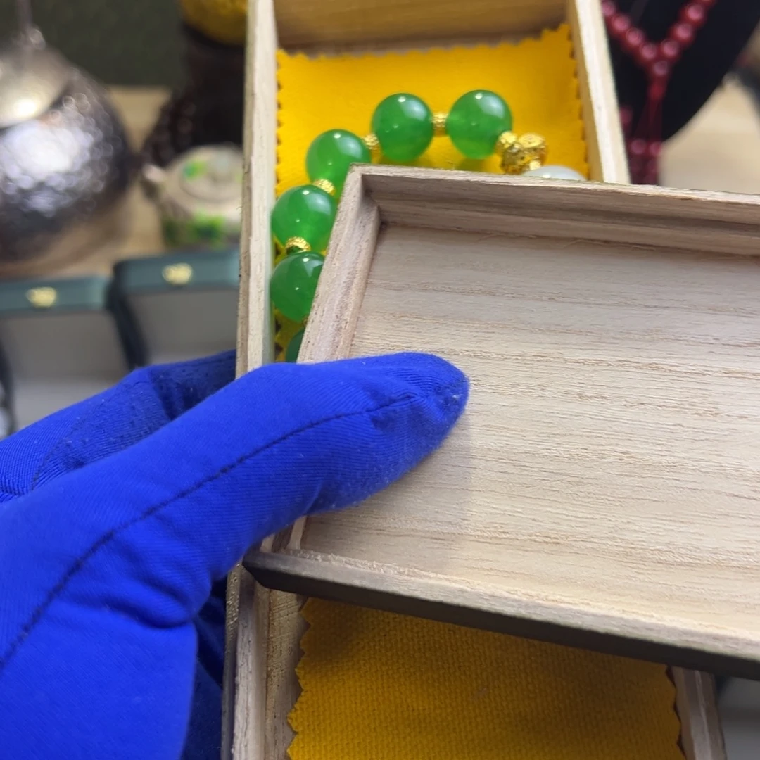 金银珠宝玉石镶嵌的建盏