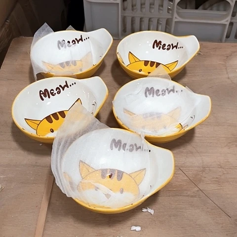 微瑕，不明火，口径10高度3，5个碟