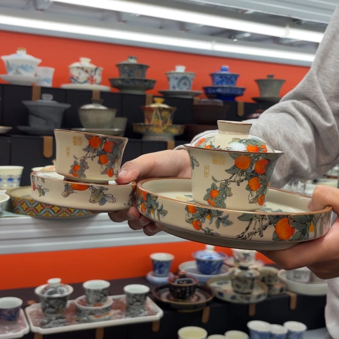 我想和我朋友在一块吃