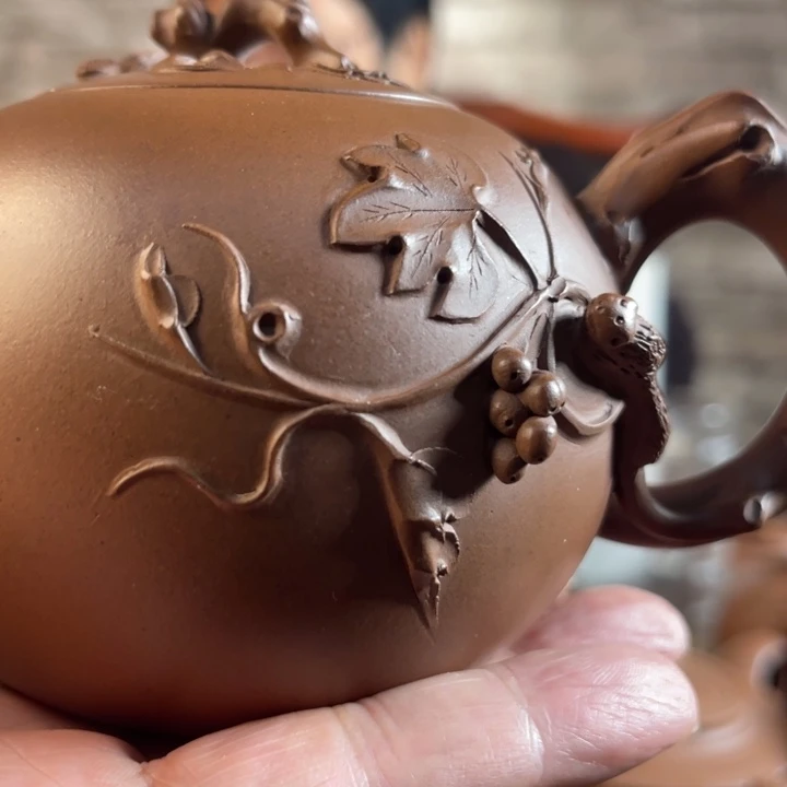 哈***喽紫砂艺术展是中华传统