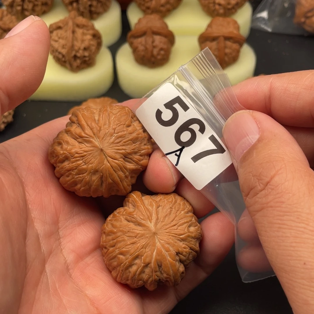 吊坠文玩核桃铁锤40