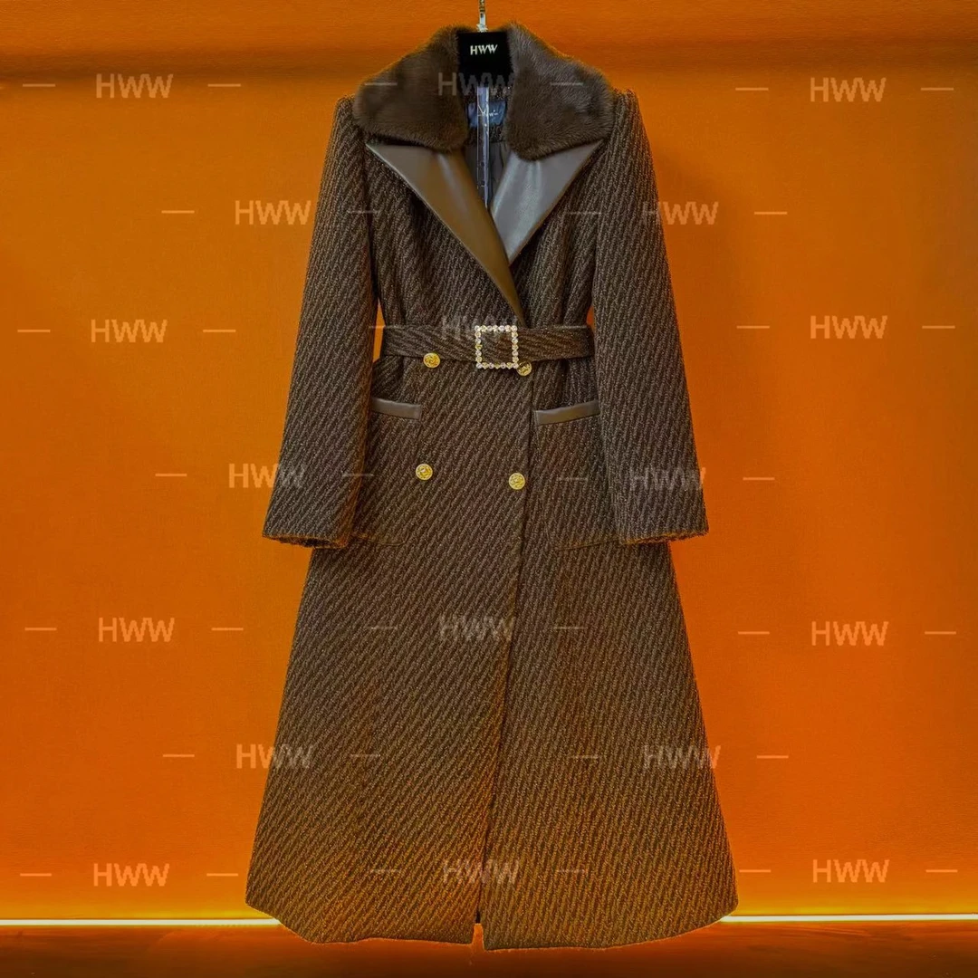 鹅绒服冬季轻奢气质时尚经典设计师款赫本风收腰显瘦羽绒服HY004