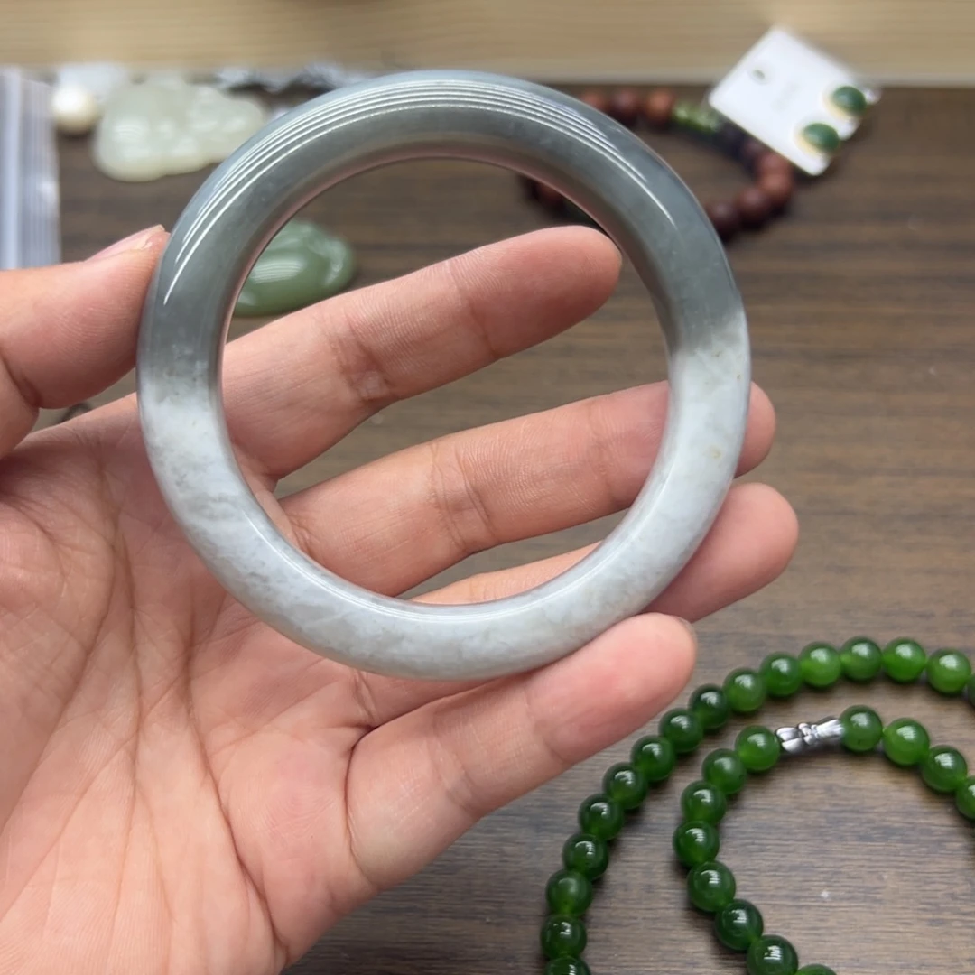 和田玉手镯未镶嵌57.9圈围482