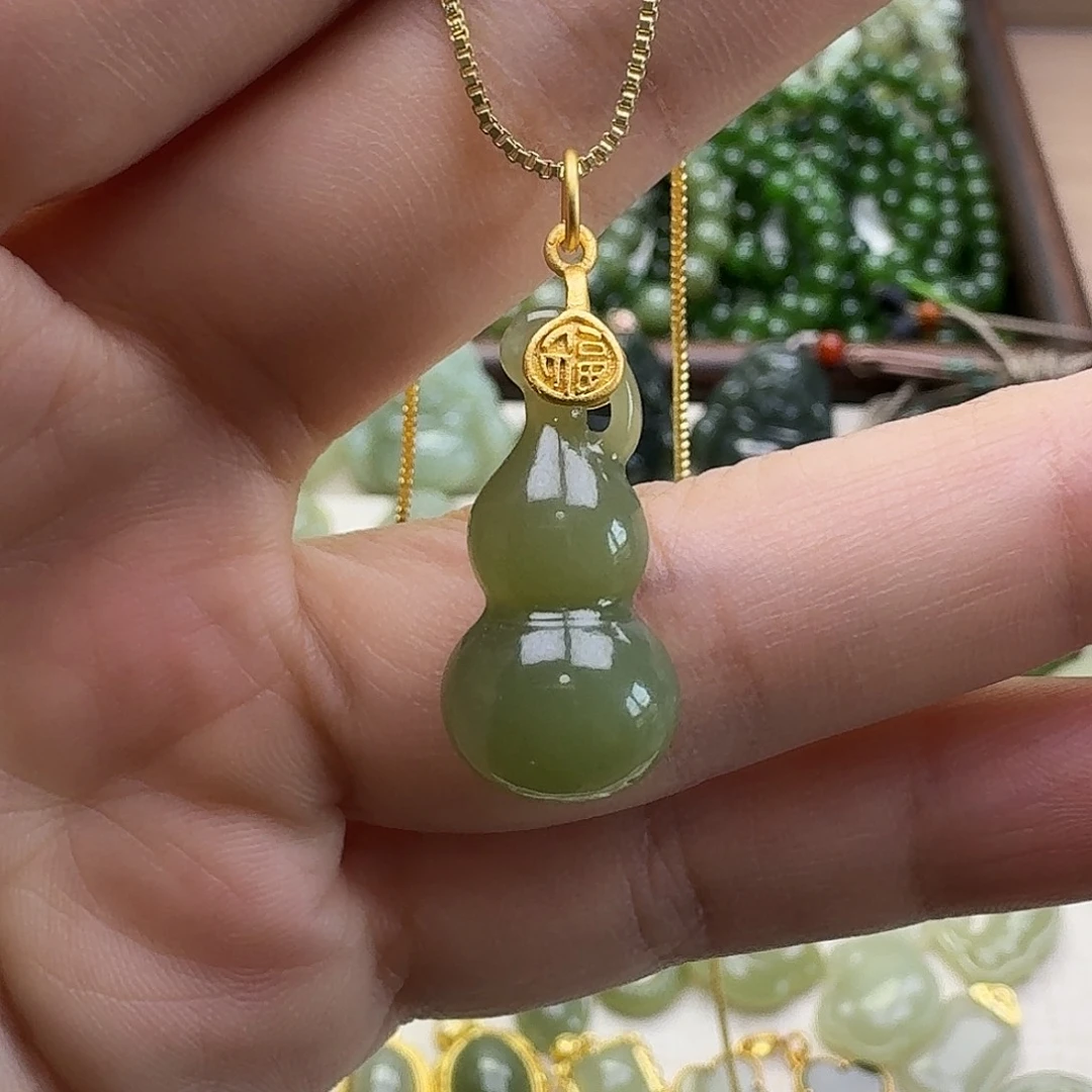 和田玉银S925镶嵌颈饰吊坠