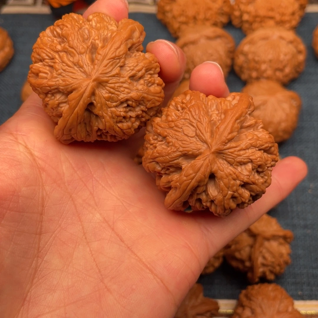 文玩核桃把件45全品毕业球粗筋