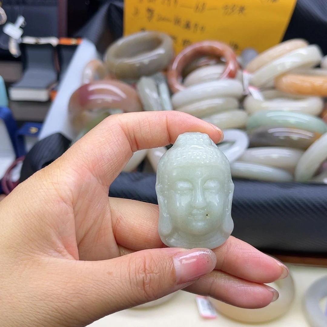 【闪购商品】石英质玉手镯未镶嵌
