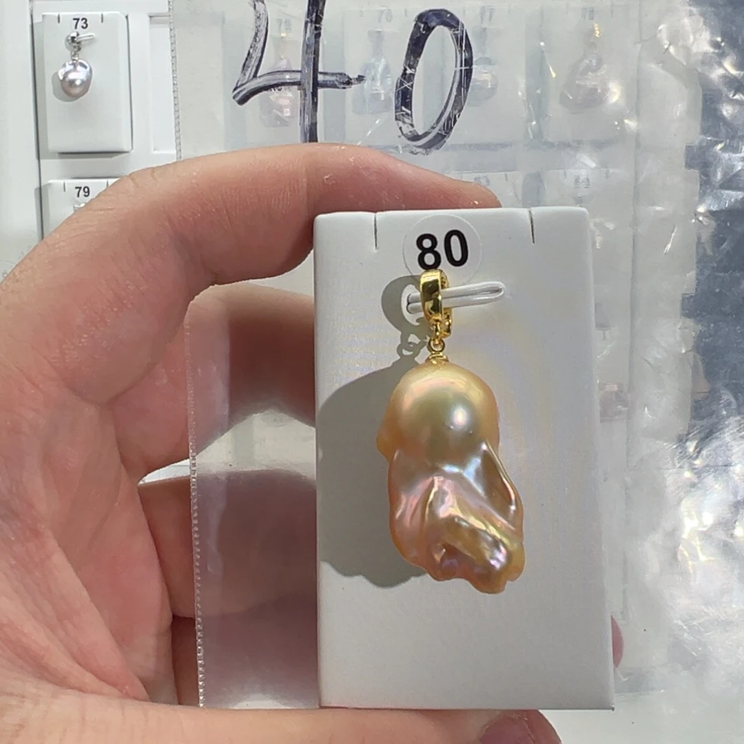 淡水珍珠合金颈饰