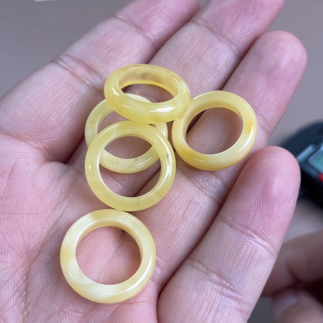 琥珀裸石未镶嵌003多样性发其一