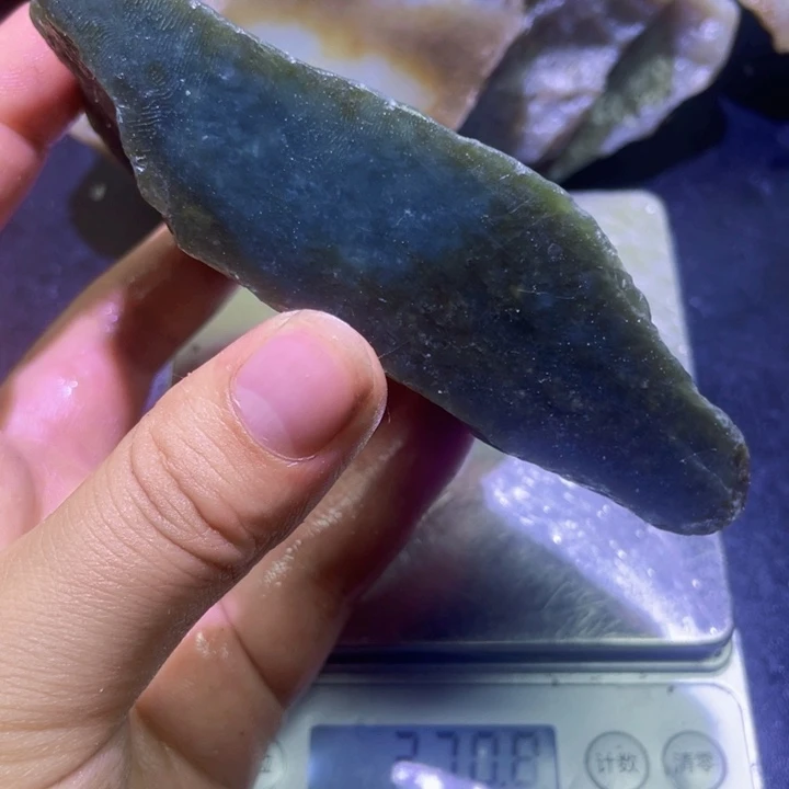 和田玉未镶嵌珠宝半成品