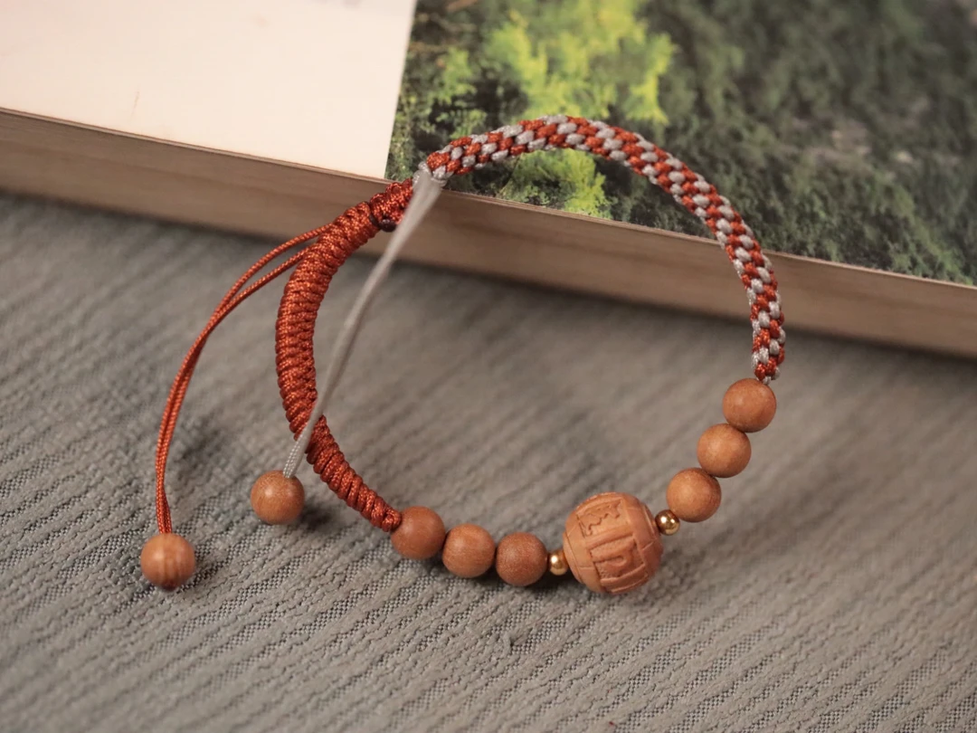 印度老山檀香1.1cm【六字圆珠】手绳款