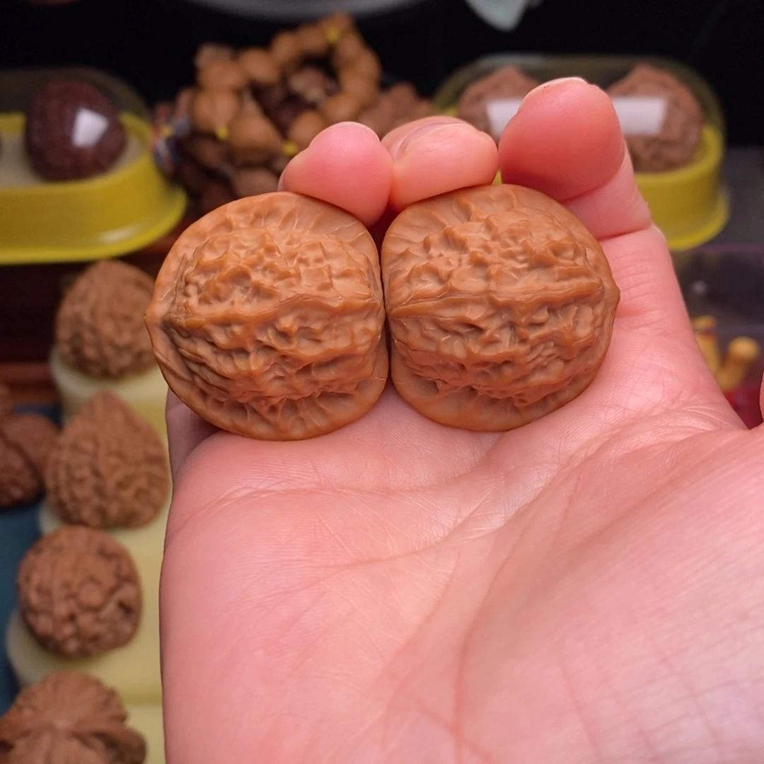 吊坠文玩核桃35瓷娃娃