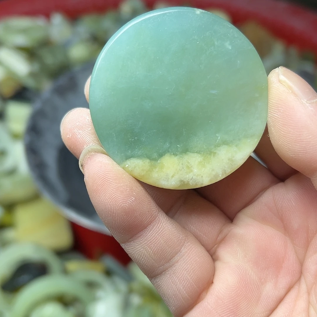 蛇纹石玉未镶嵌鱼缸石 盆景石